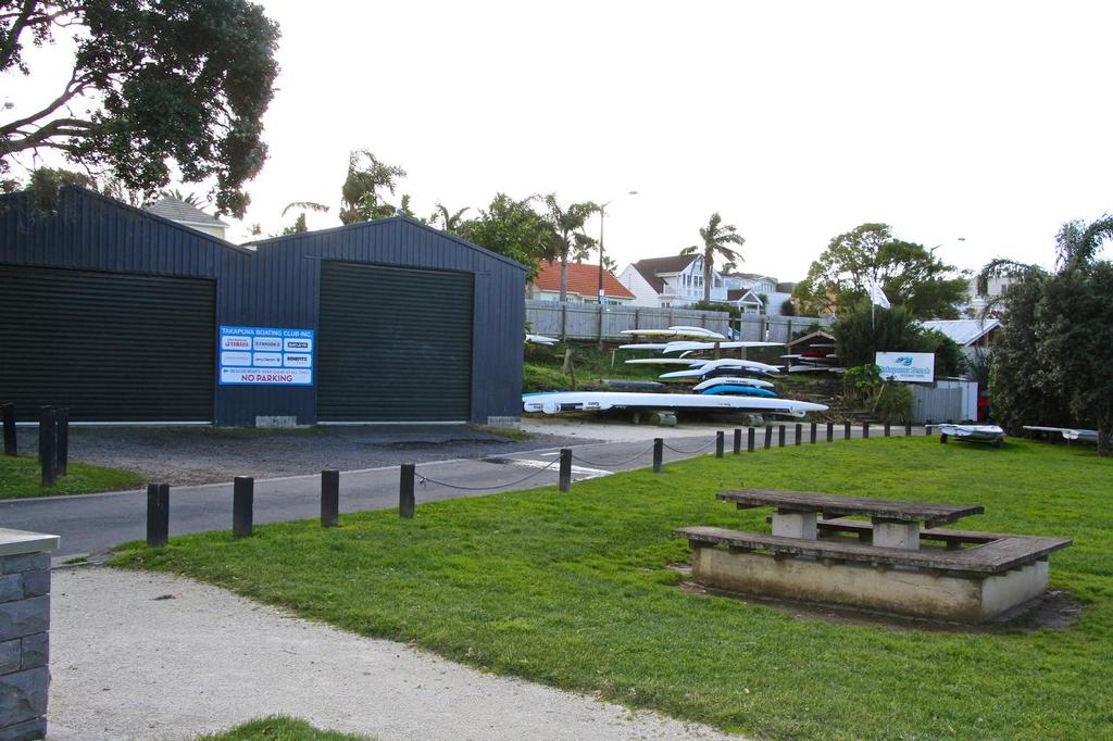 Takapuna Boating Club shed bookended the hard stand area - Takapuna Tourist Court - July 2016 © Richard Gladwell www.photosport.co.nz